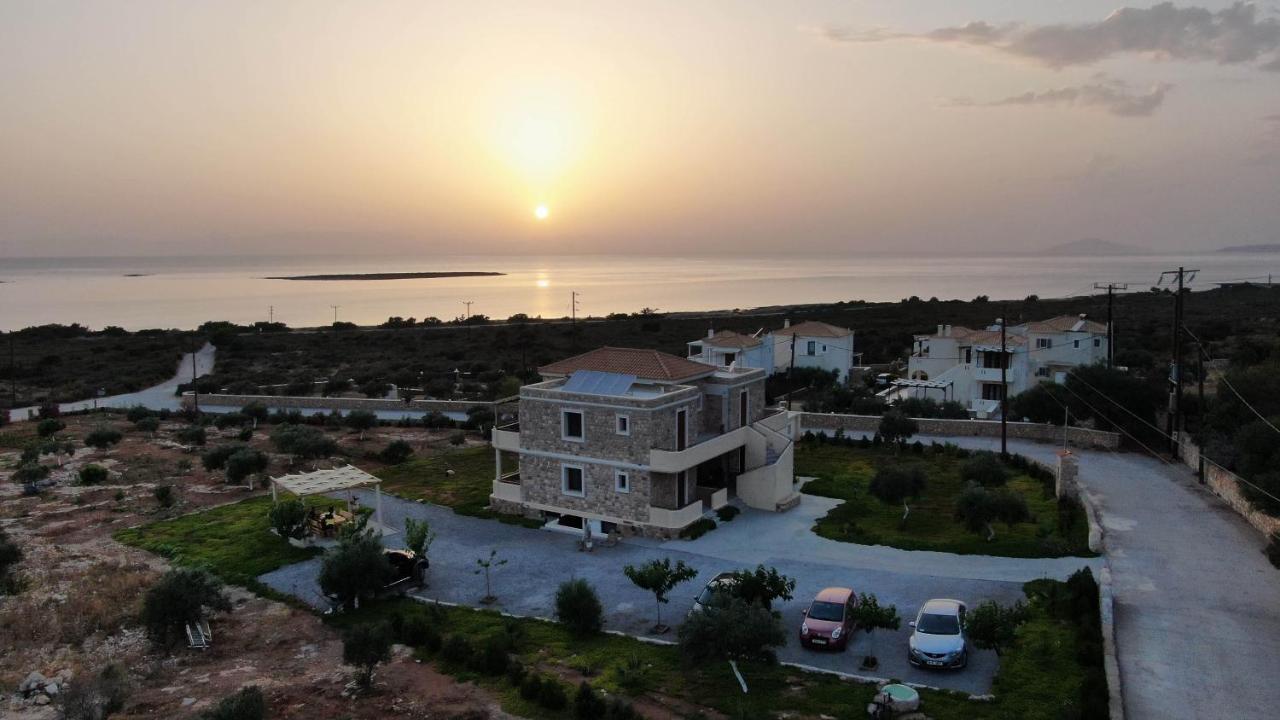 Castro Elafonisos Hotel Exterior foto